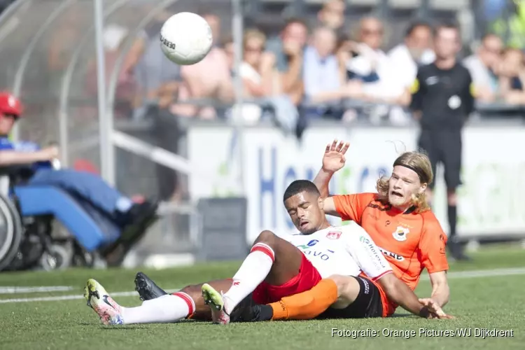 Noordwijk en Katwijk geven elkaar niets toe in derby
