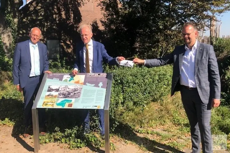 Herinneringsroute vliegveld Valkenburg geopend