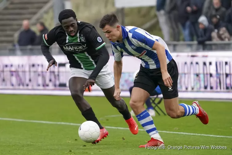 Quick Boys langs Scheveningen door schotkracht Runderkamp