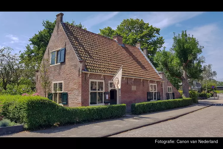 Museum Het Spinozahuis sluit aan bij het netwerk van de Canon van Nederland