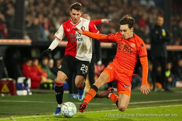 FC Volendam in uiterste slotfase onderuit in De Kuip