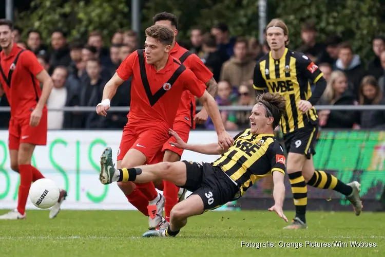 Rijnsburgse Boys verstevigt koppositie met winst op AFC. Katwijkse derby onbeslist